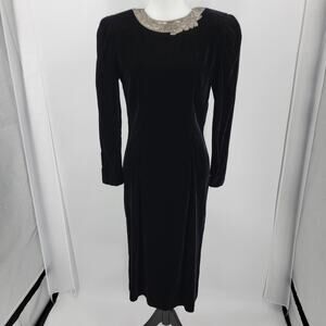 R&K Evenings Dress Womens 10 Black Velvet Midi Beaded Neckline Vintage